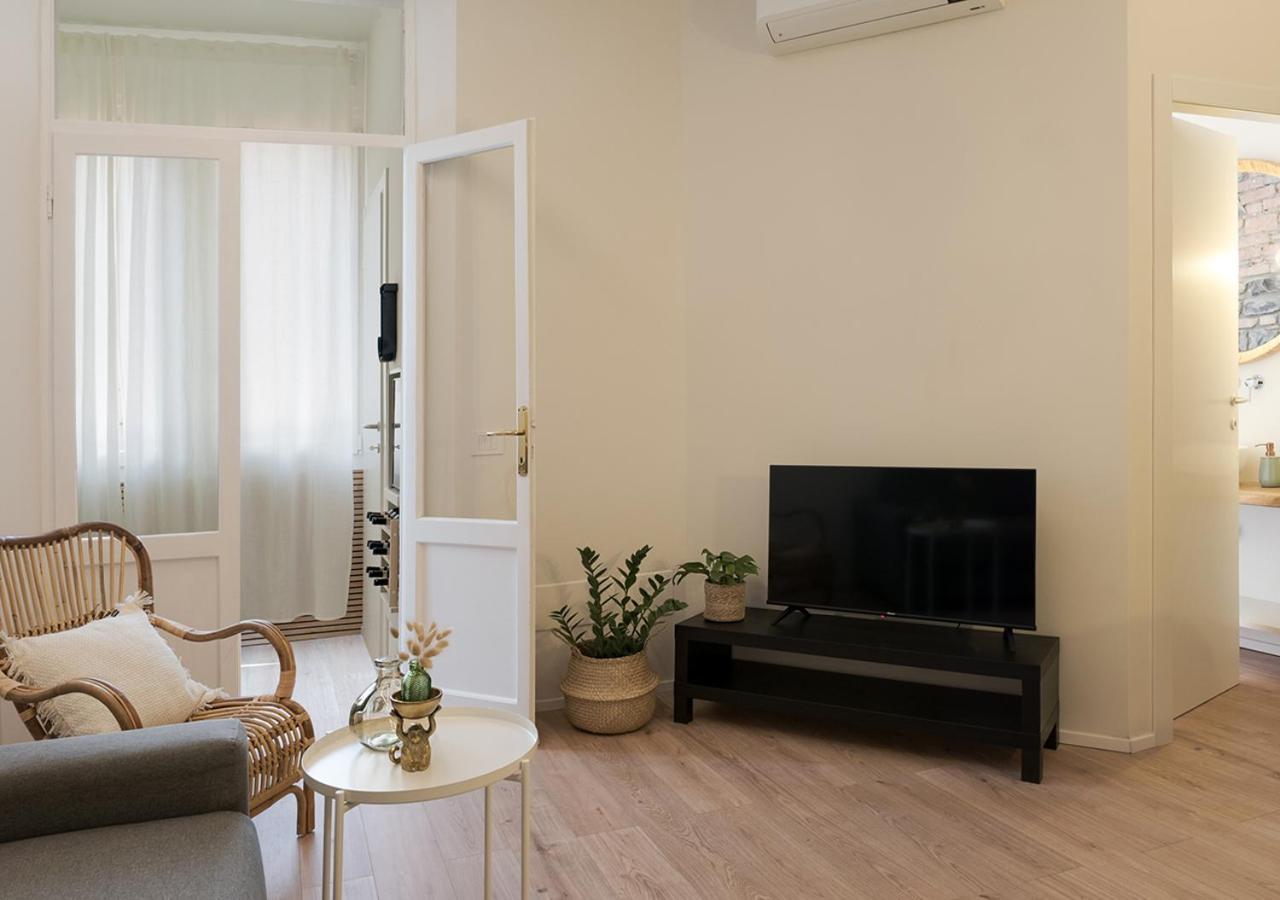 Exclusive Green Apartment - City Center - Como - Near Station Kamer foto